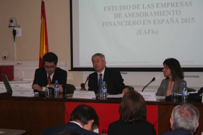 EAF-CGE_18-12-15_Empresas-de-Asesoramiento-Financiero.jpg