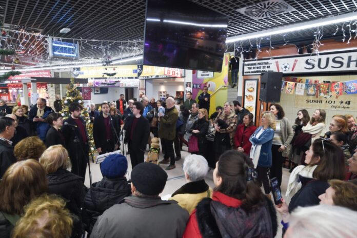 1.Hidalgo-concierto-gospel-Mercado-Sta-Maria-de-la-Cabeza-1500x1000